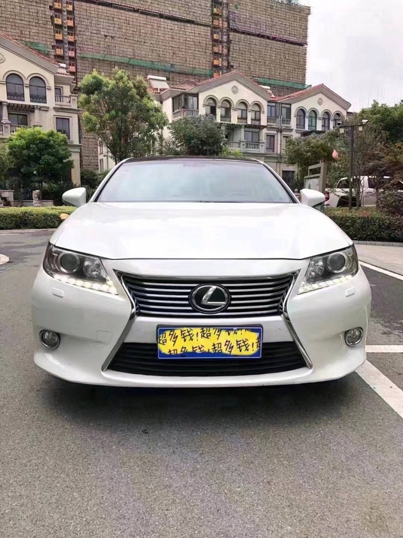 苏州13年雷克萨斯ES1
