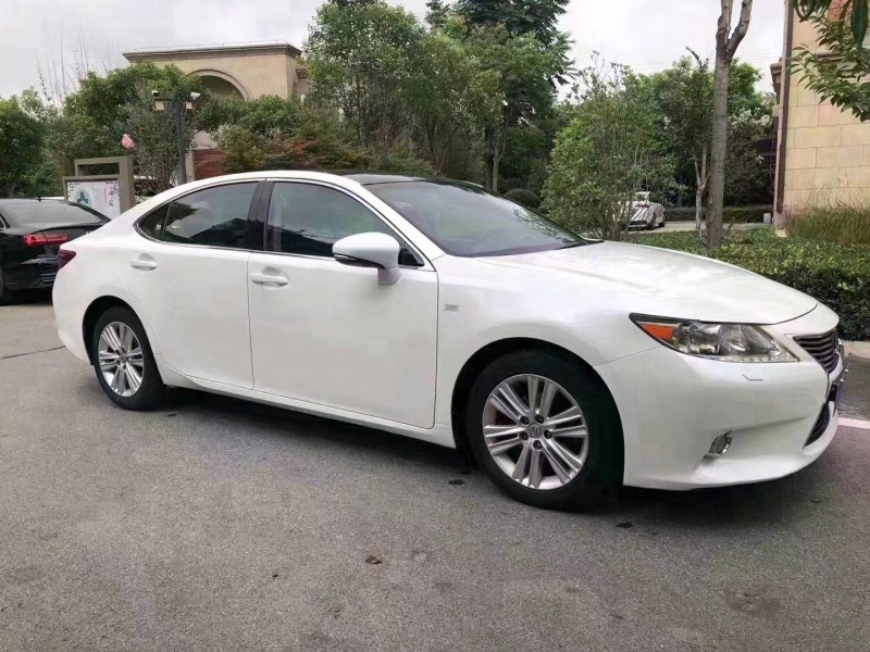 苏州13年雷克萨斯ES3