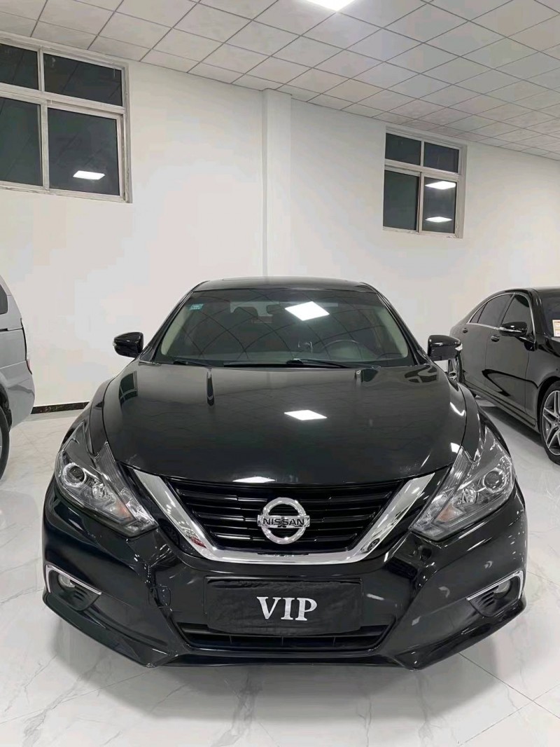 廊坊17年日產天籟1