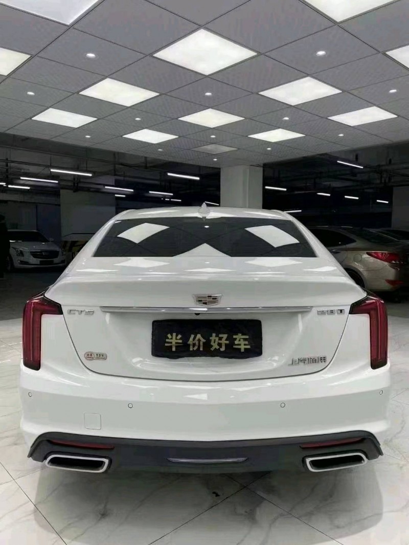 成都20年凱迪拉克CT55