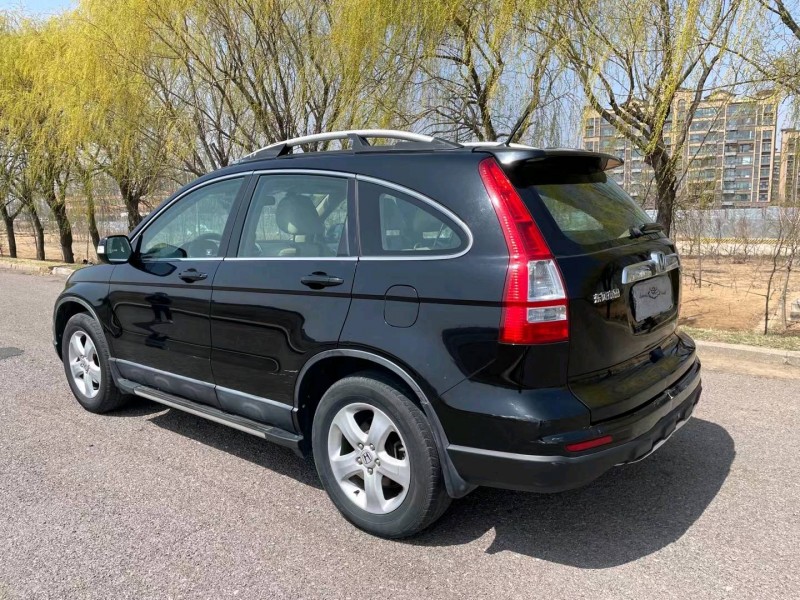 青岛12年本田CR-V8