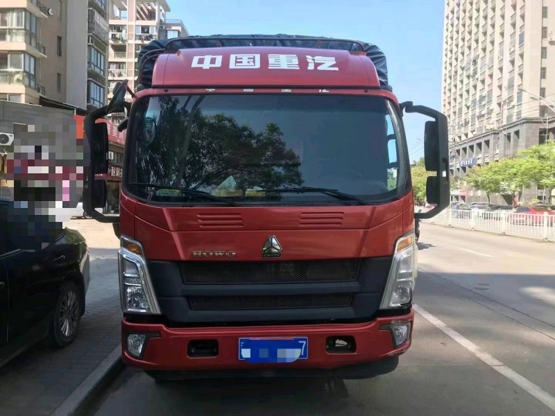 廈門20年卡車系列重汽豪沃1