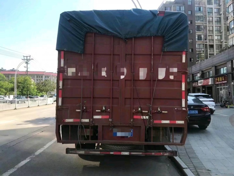 廈門20年卡車系列重汽豪沃9