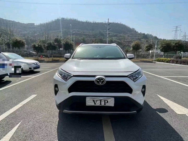 宜昌20年豐田RAV41