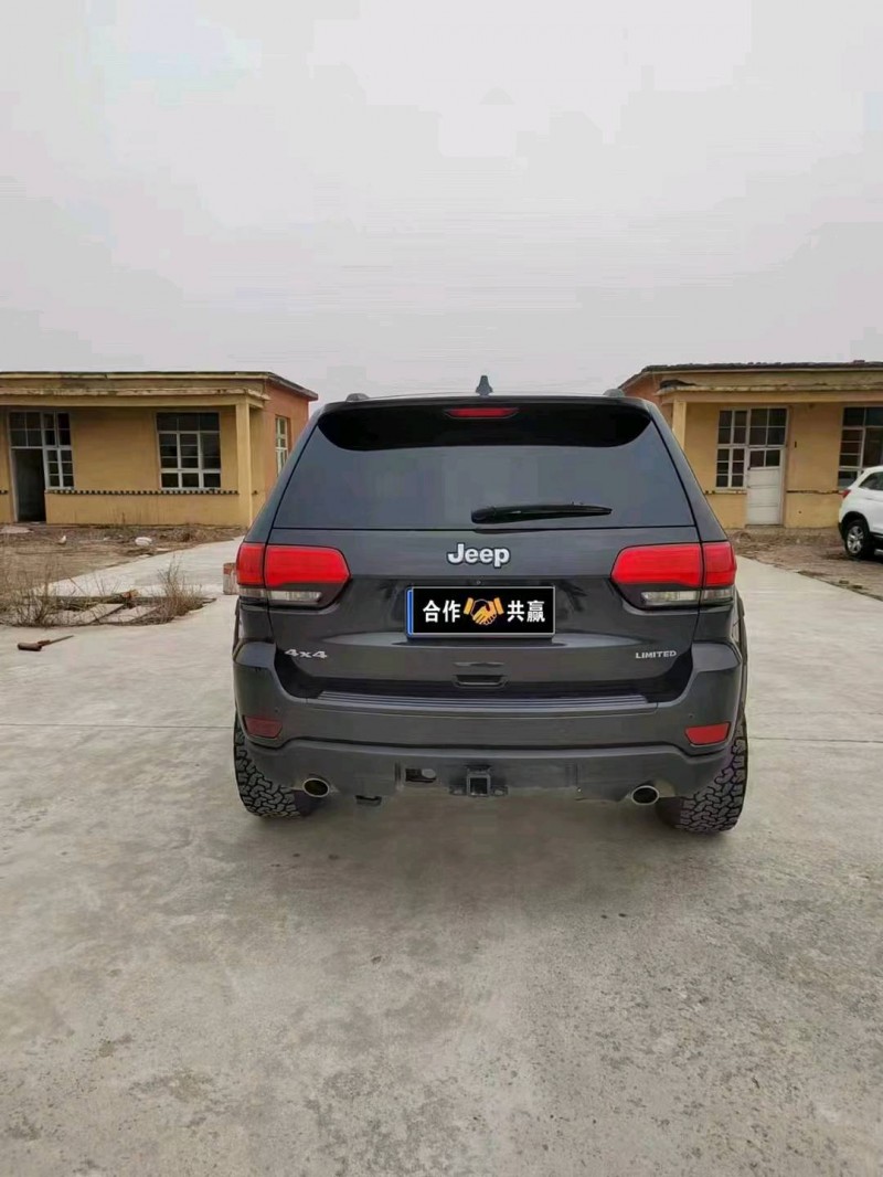 邯鄲14年Jeep大切諾基3