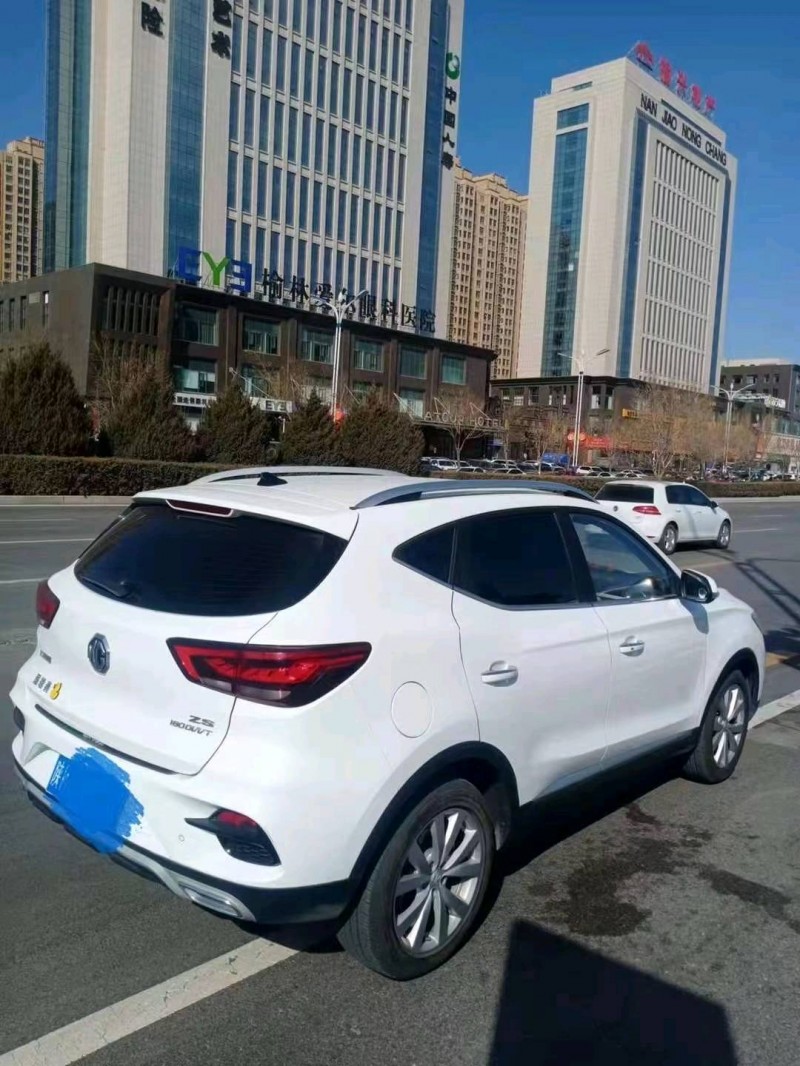 邵陽21年名爵ZS4