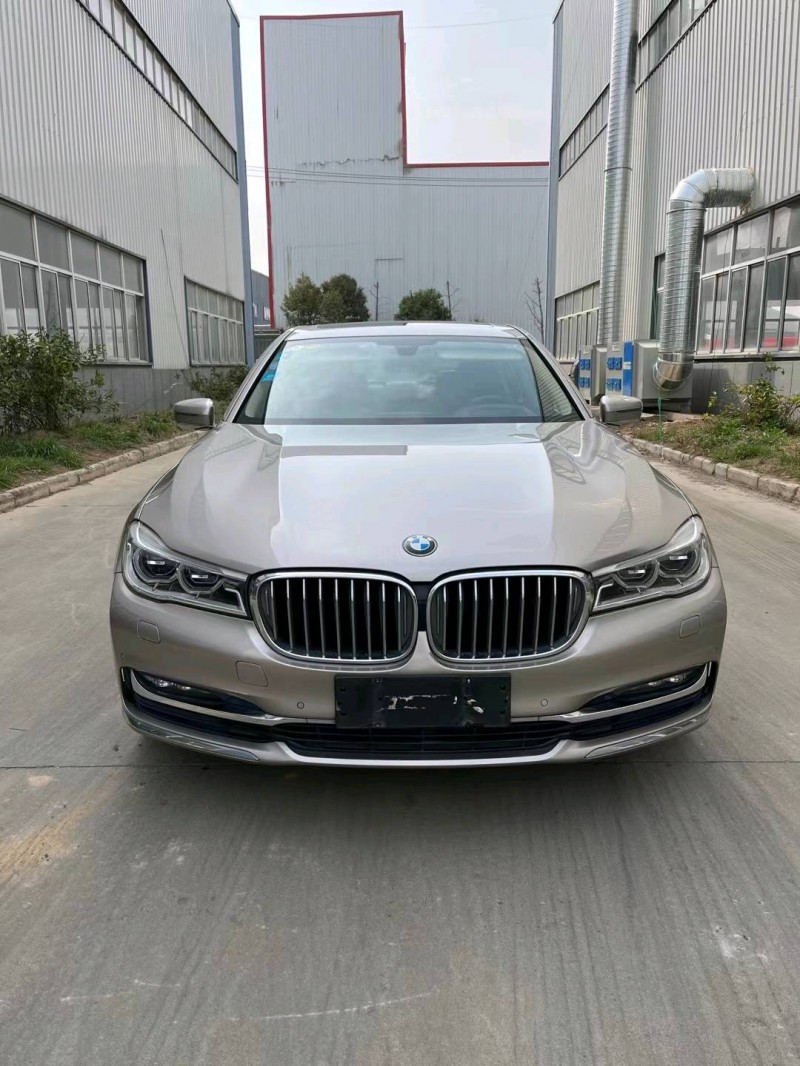 徐州17年宝马7系1