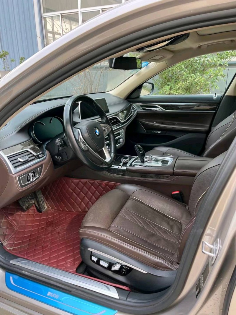 徐州17年宝马7系7