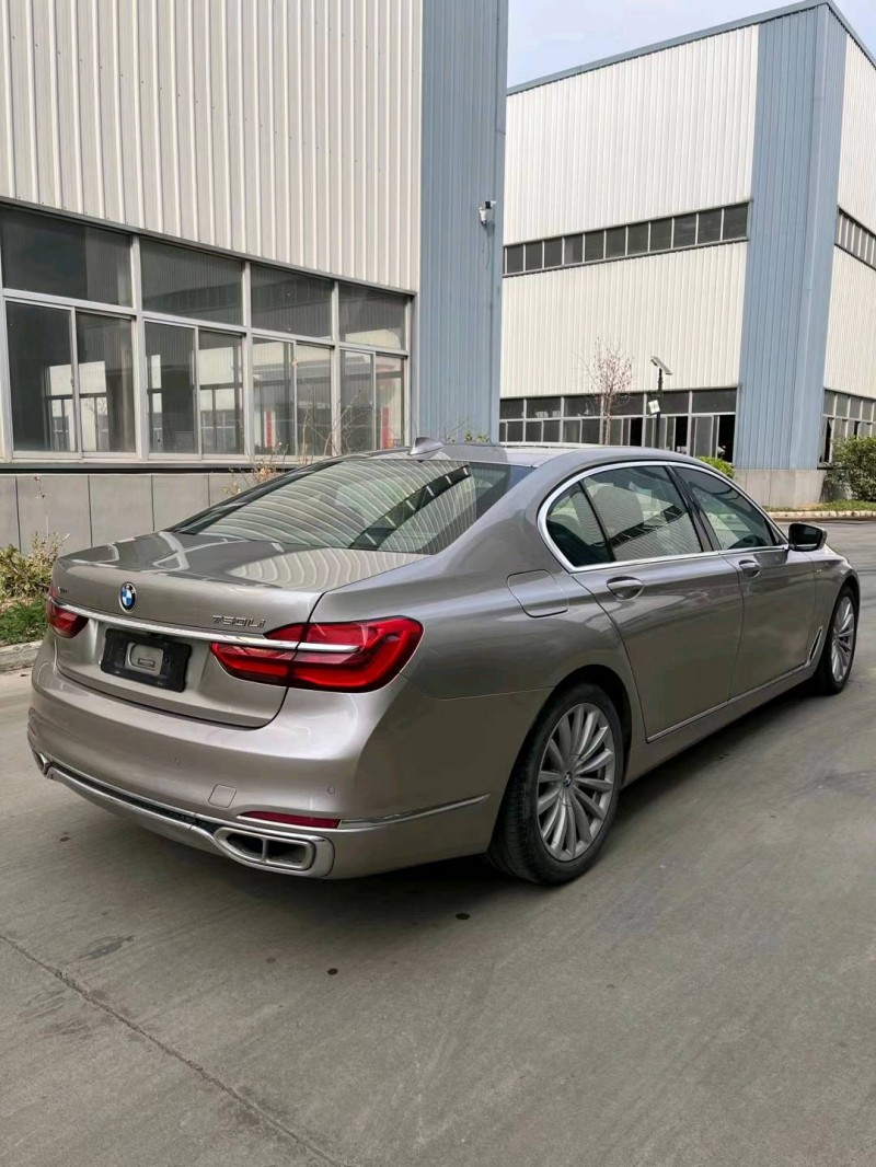 徐州17年宝马7系8