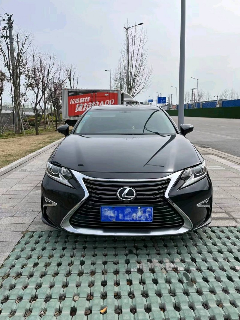 徐州16年雷克萨斯ES1