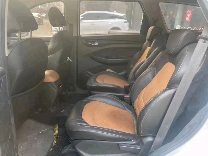 廣州19年五菱汽車宏光S33