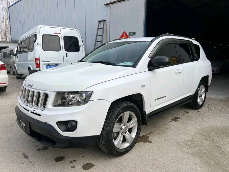 濟寧15年Jeep指南者3
