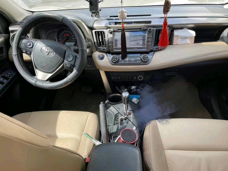 撫順13年豐田RAV47