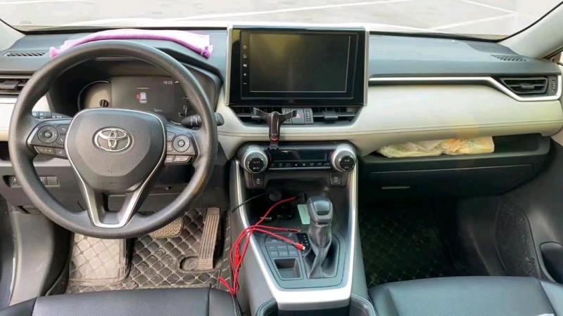 重慶19年豐田RAV4榮放4