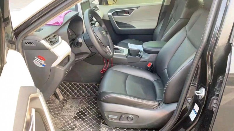 重慶19年豐田RAV4榮放5