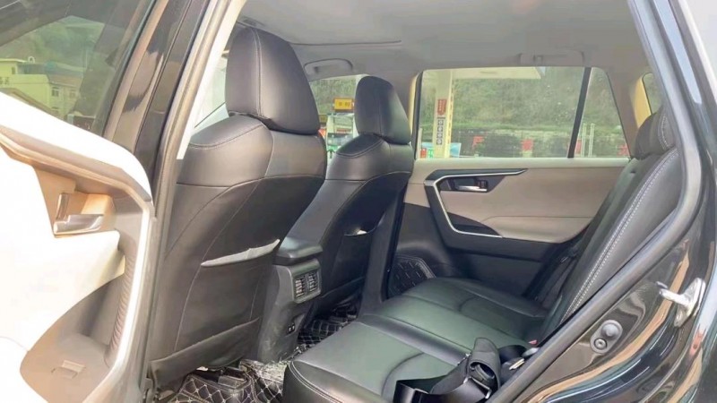 重慶19年豐田RAV4榮放6
