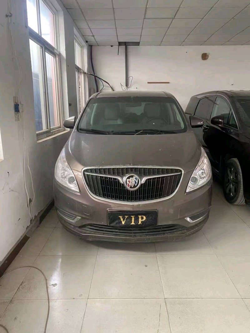 东营17年别克GL81