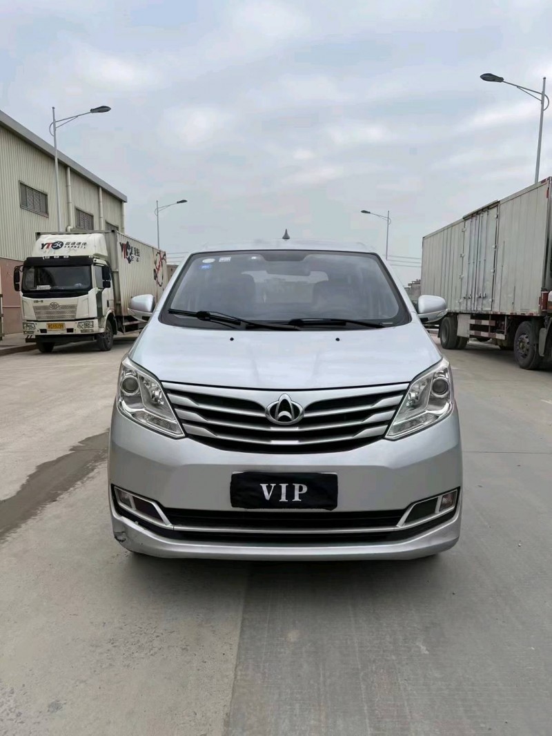 東莞18年長安汽車睿行1