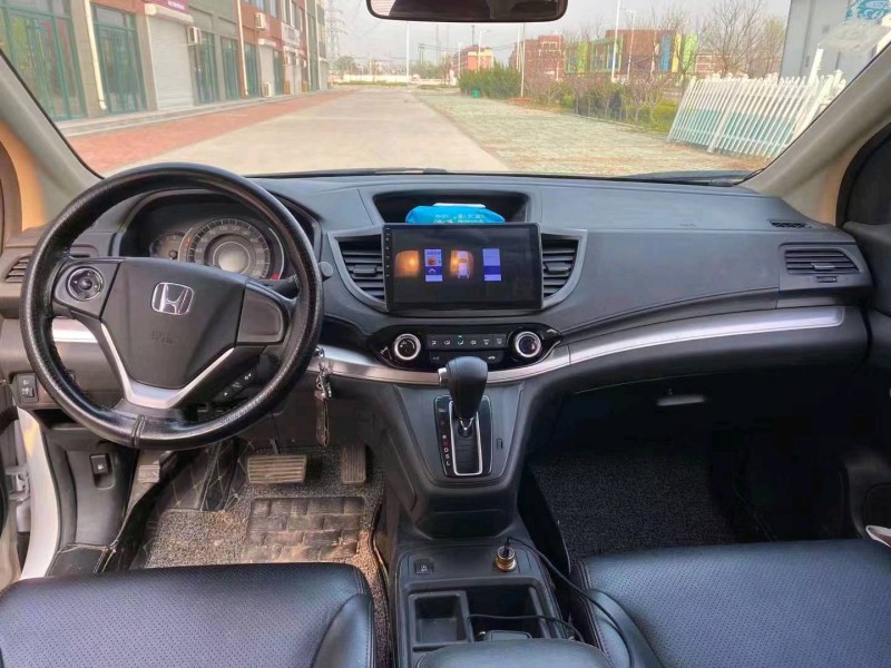 東營17年本田CR-V4