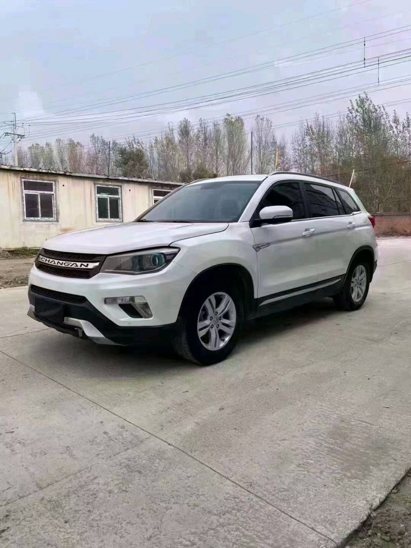 沈陽17年長安汽車CS752