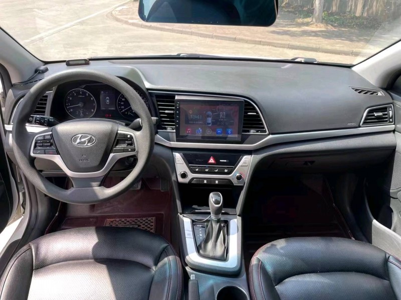 宜昌17年现代领动6