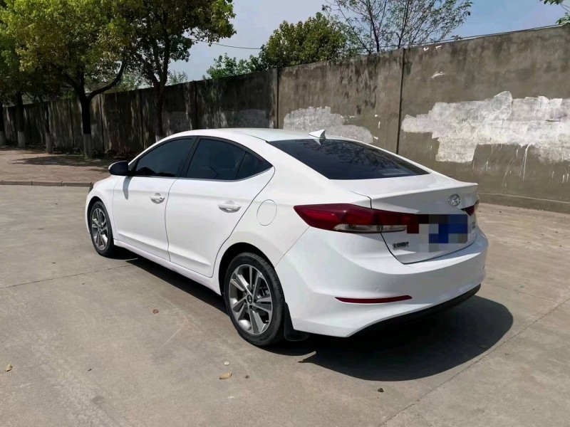 宜昌17年现代领动8