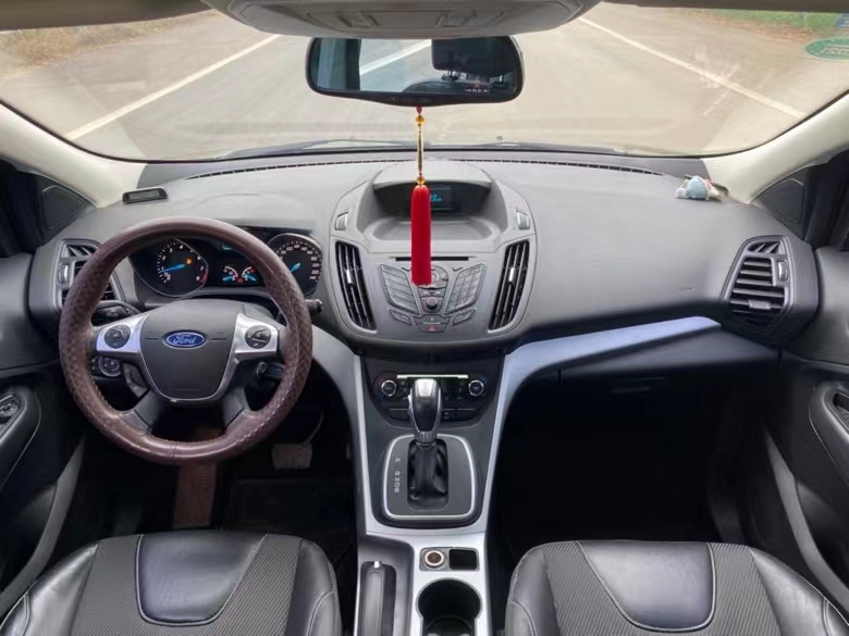 徐州16年福特翼虎5