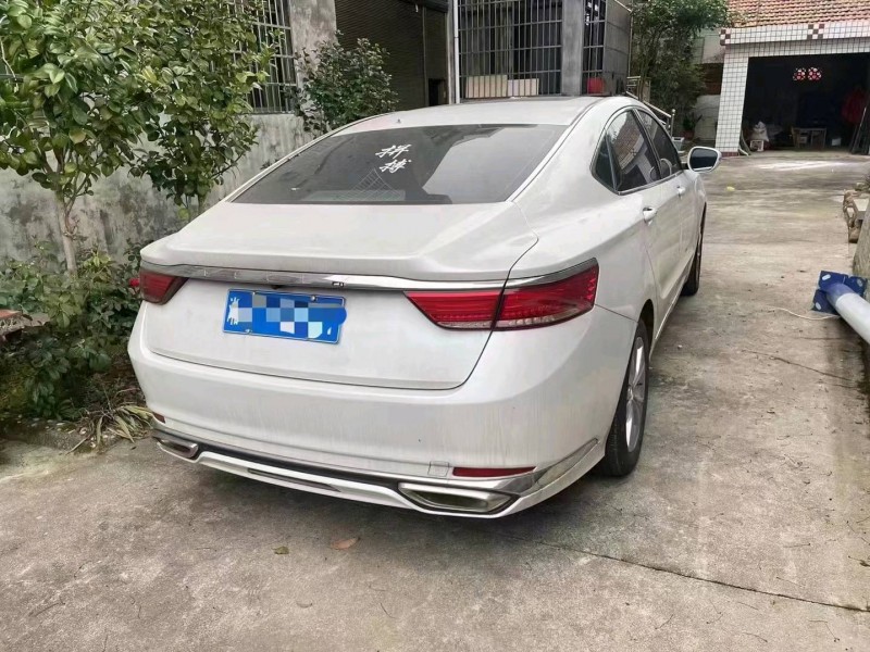 長沙20年吉利博瑞4