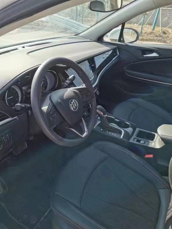 徐州21年别克威朗6