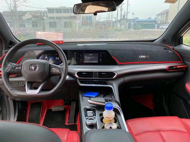 連云港21年長安汽車UNI-T8