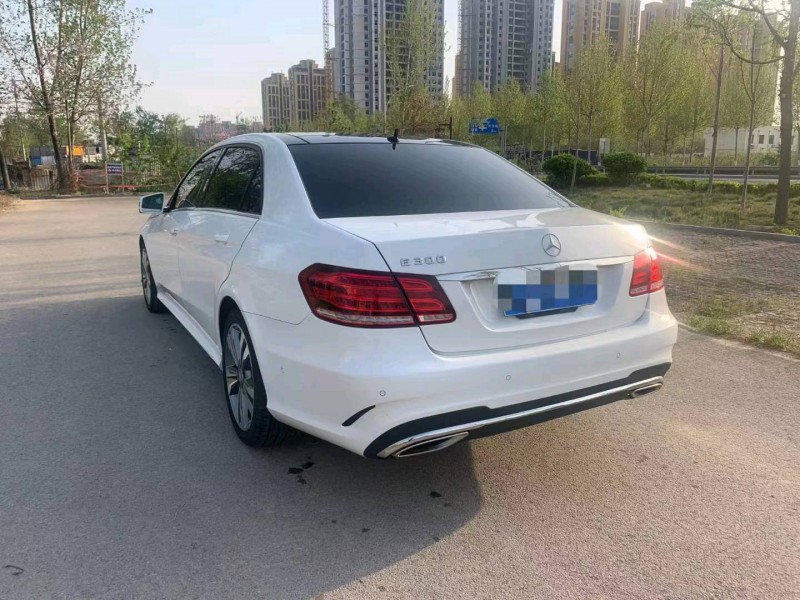 北京14年奔驰E7