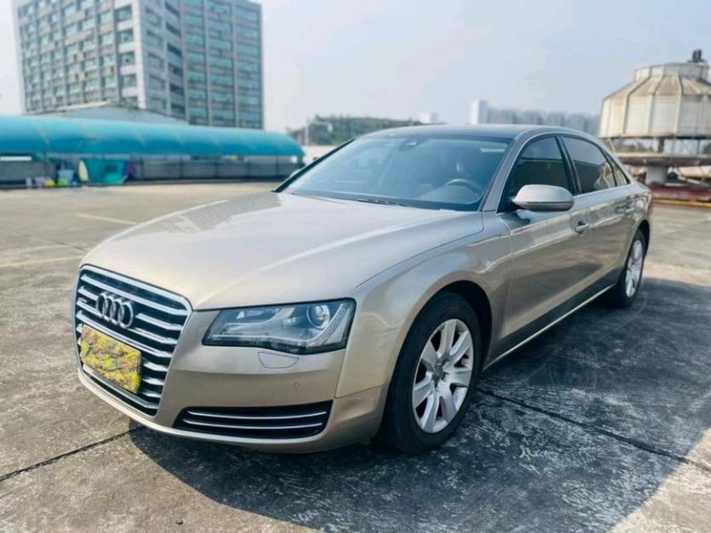 東莞11年奧迪A8L3
