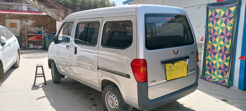呂梁20年五菱汽車之光6