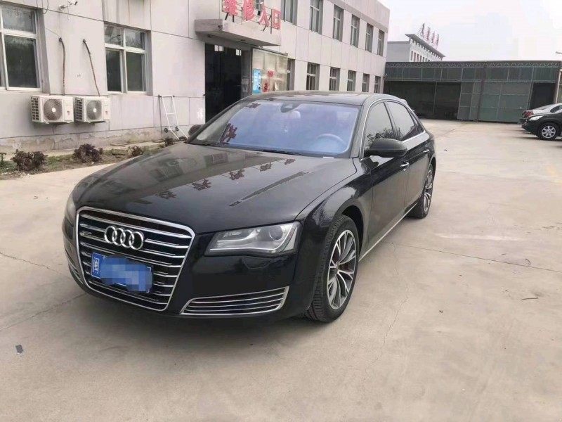 天津12年奧迪A8L1