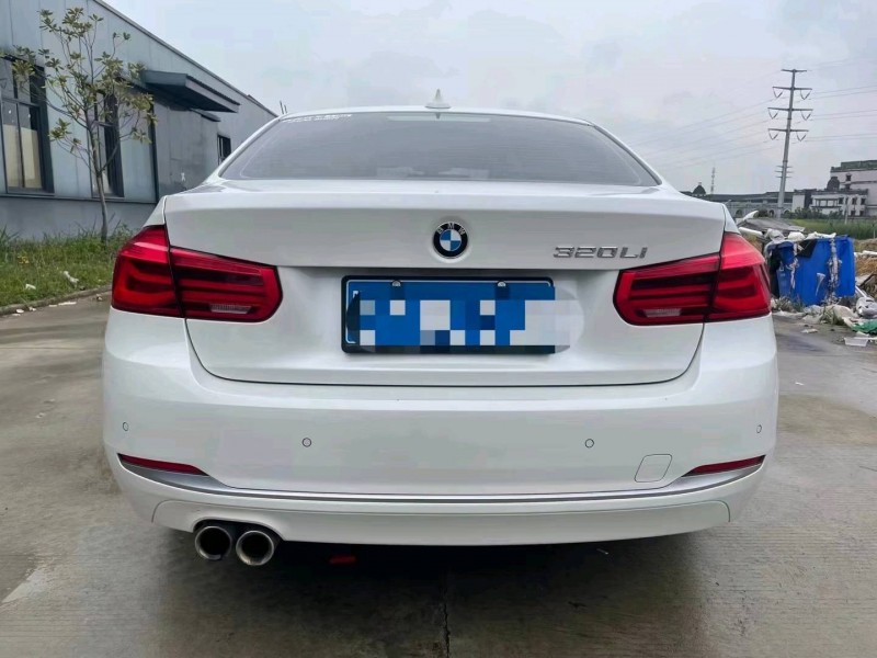 北京18年宝马3系2