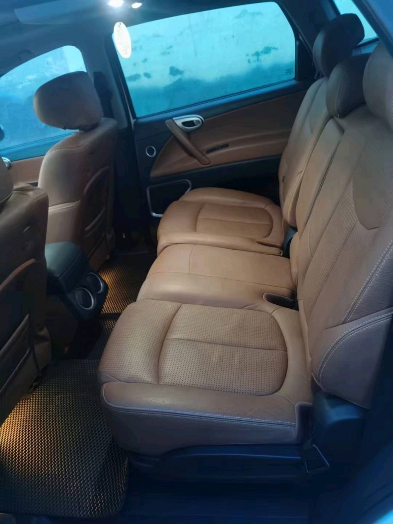 北京13年纳智捷大7 SUV4