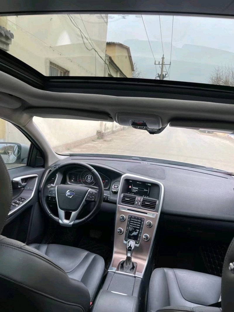 泰安17年沃爾沃XC605