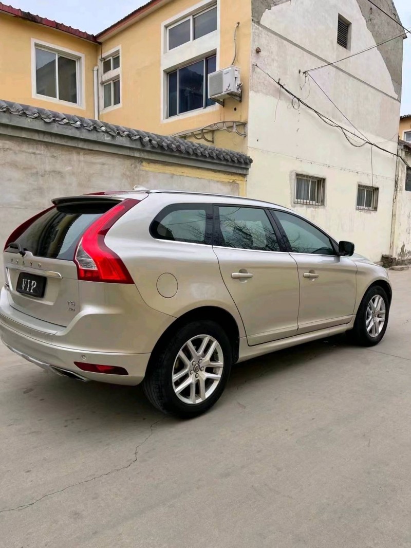 泰安17年沃爾沃XC607
