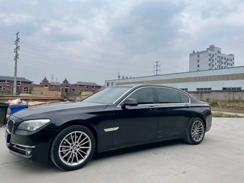 北京15年宝马7系8