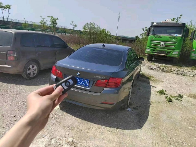 北京14年宝马5系3