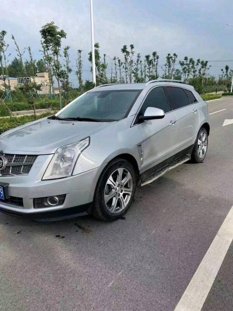 邵陽12年凱迪拉克SRX2