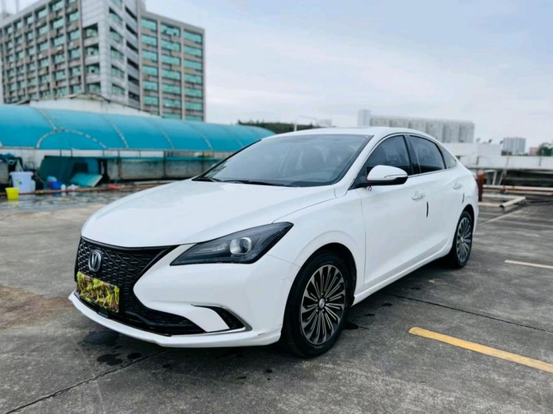 東莞20年長安汽車逸動2