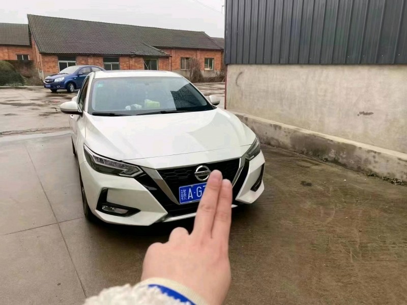 吉安19年日產軒逸1