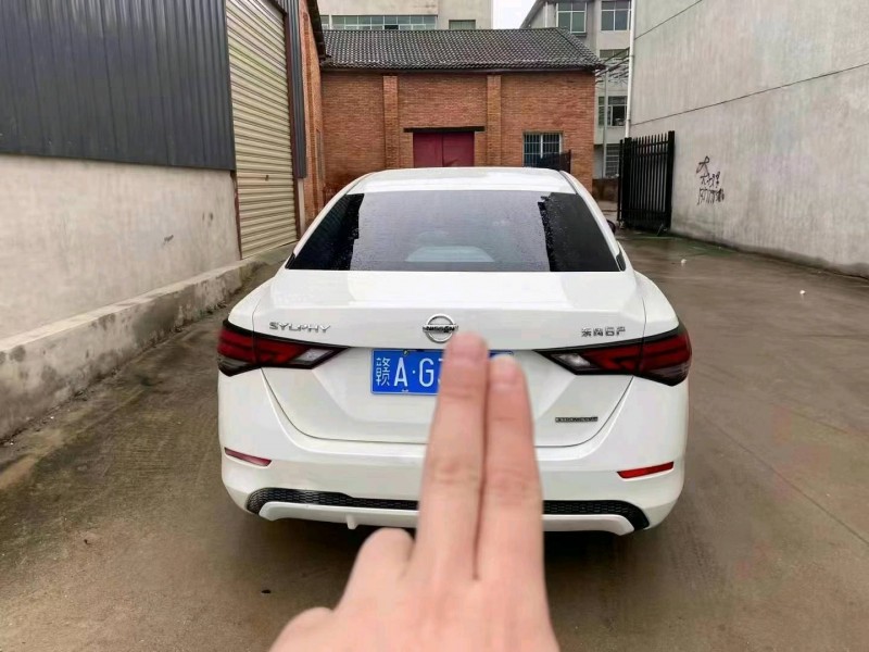 吉安19年日產軒逸7