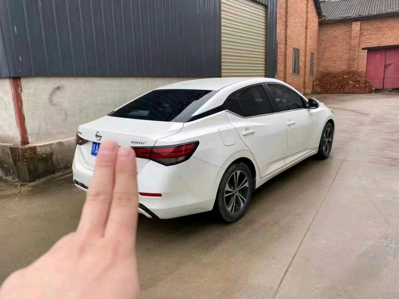 吉安19年日產軒逸8
