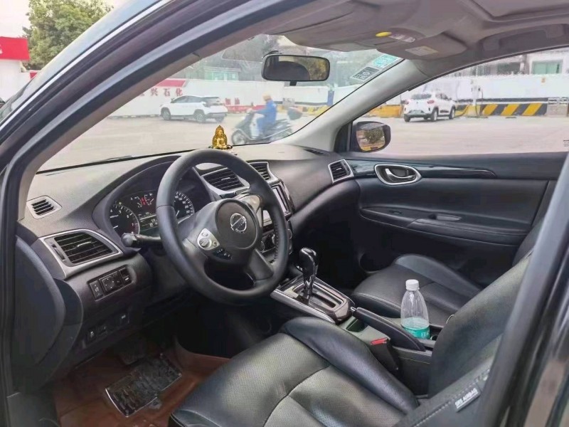 岳陽20年日產軒逸4