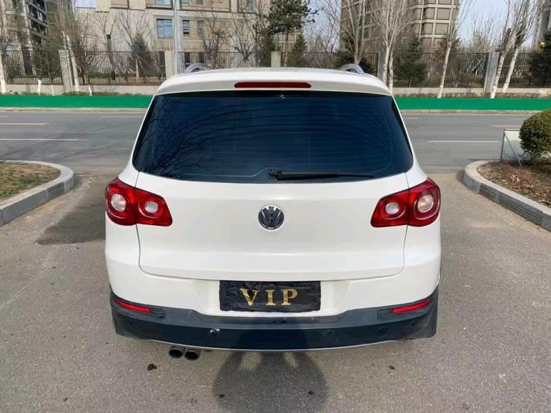 沈陽11年大眾途觀L8