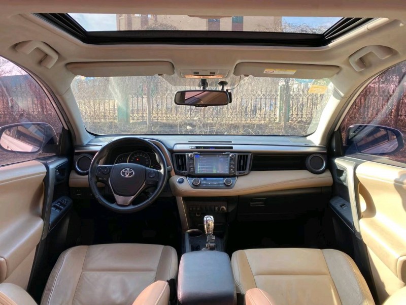 沈陽15年豐田RAV47