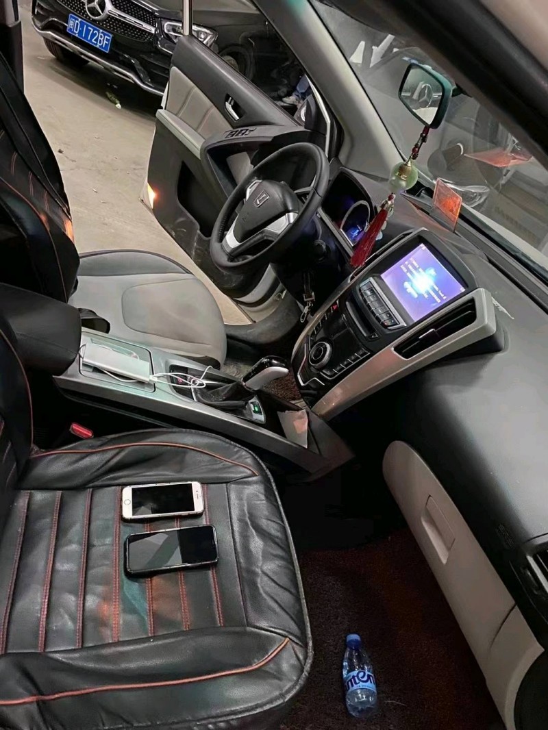 廈門15年納智捷優6 SUV8