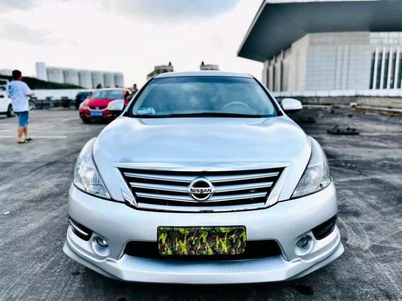 東莞11年日產天籟1